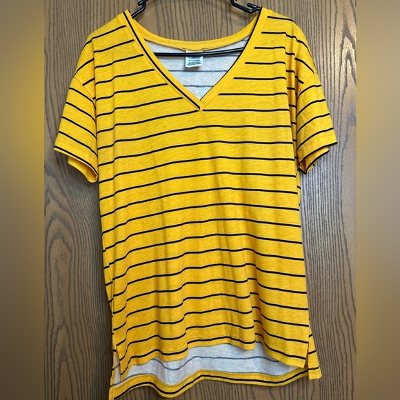 Victoria’s Secret VS PINK! Rare Striped V-Neck Logo Short Sleeve Tee Size Small - Picture 3 of 9